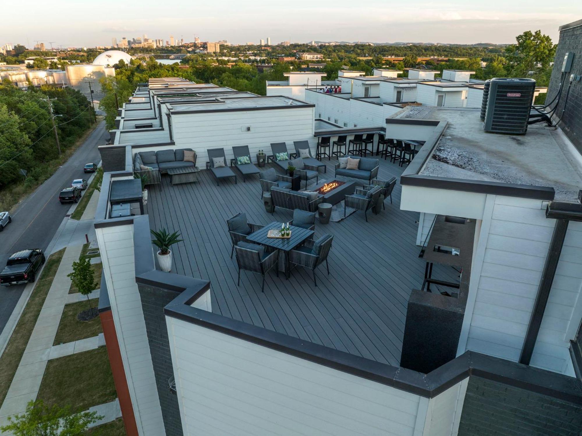 Rooftop Skyline Views Dt Nash Sleeps 12 Villa Nashville Exterior photo