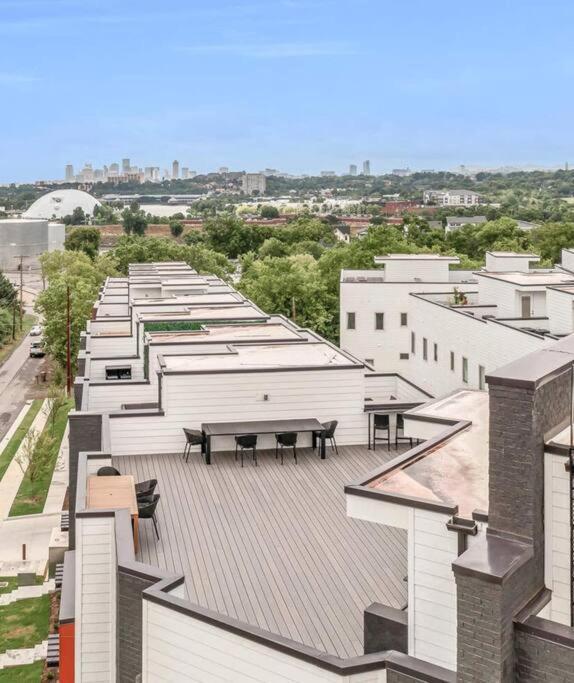 Rooftop Skyline Views Dt Nash Sleeps 12 Villa Nashville Exterior photo