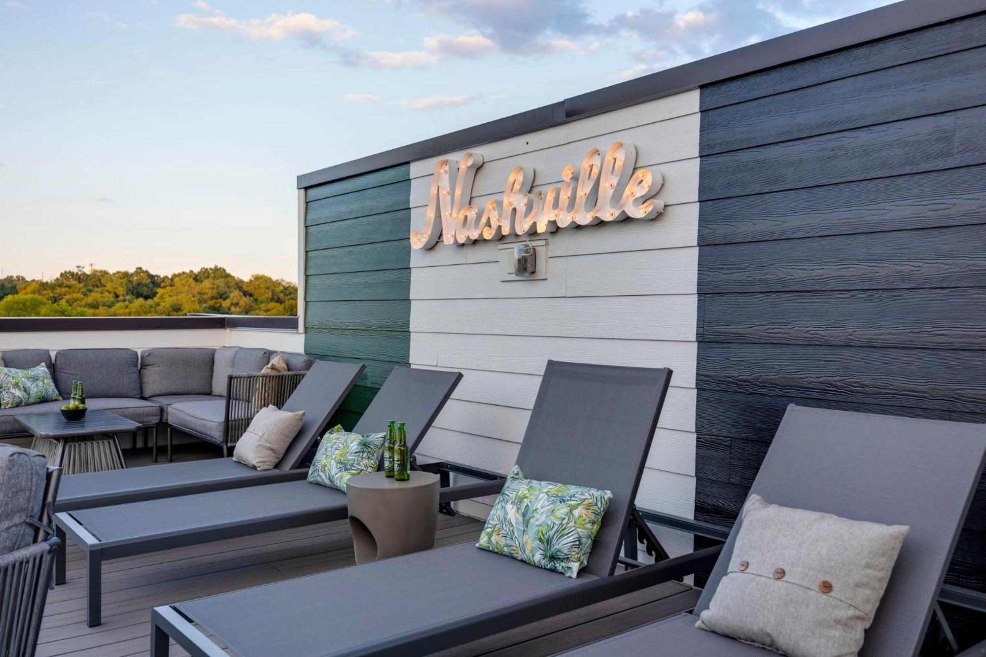 Rooftop Skyline Views Dt Nash Sleeps 12 Villa Nashville Exterior photo