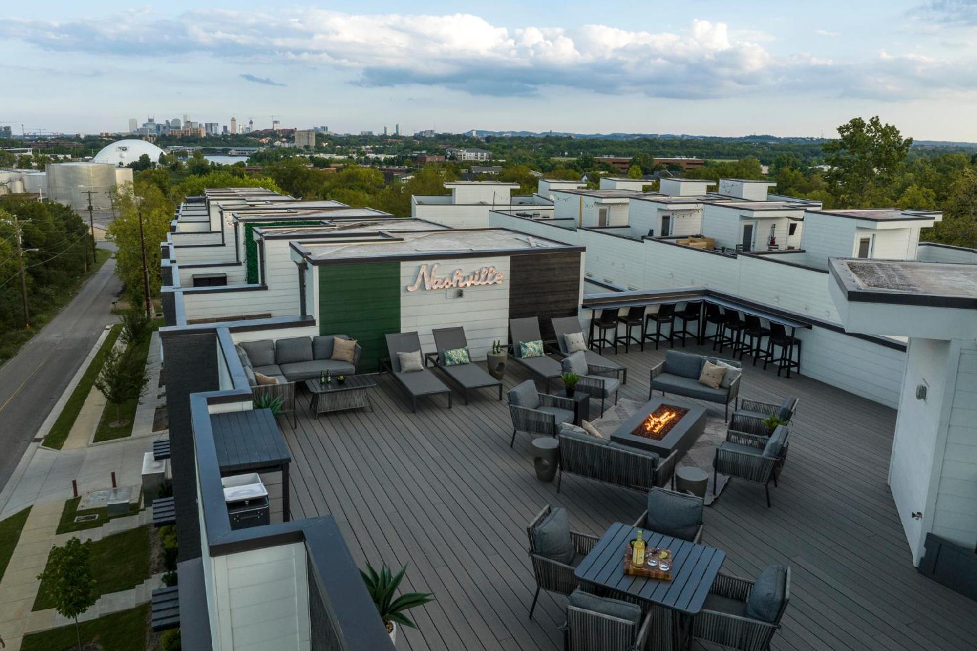 Rooftop Skyline Views Dt Nash Sleeps 12 Villa Nashville Exterior photo