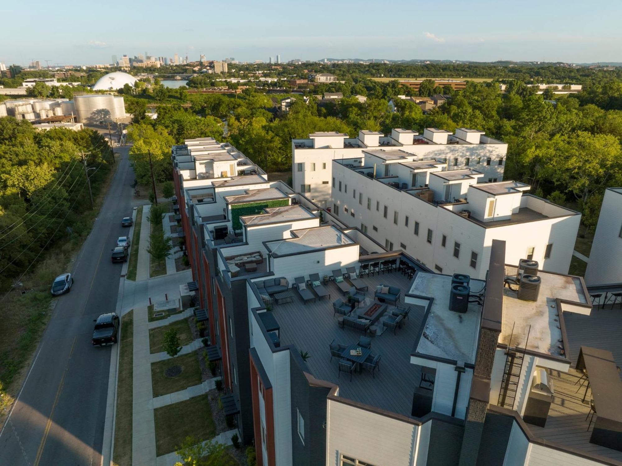 Rooftop Skyline Views Dt Nash Sleeps 12 Villa Nashville Exterior photo